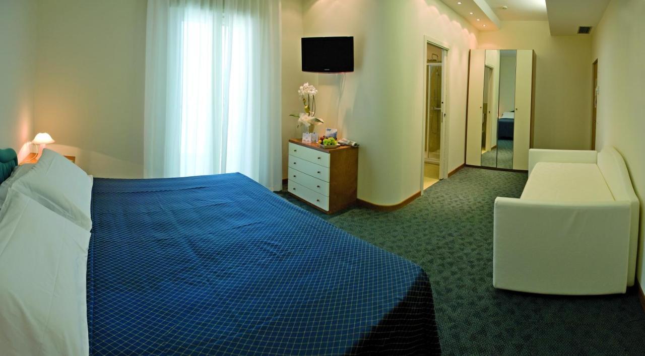 Hotel Sorriso Milano Marittima Ngoại thất bức ảnh