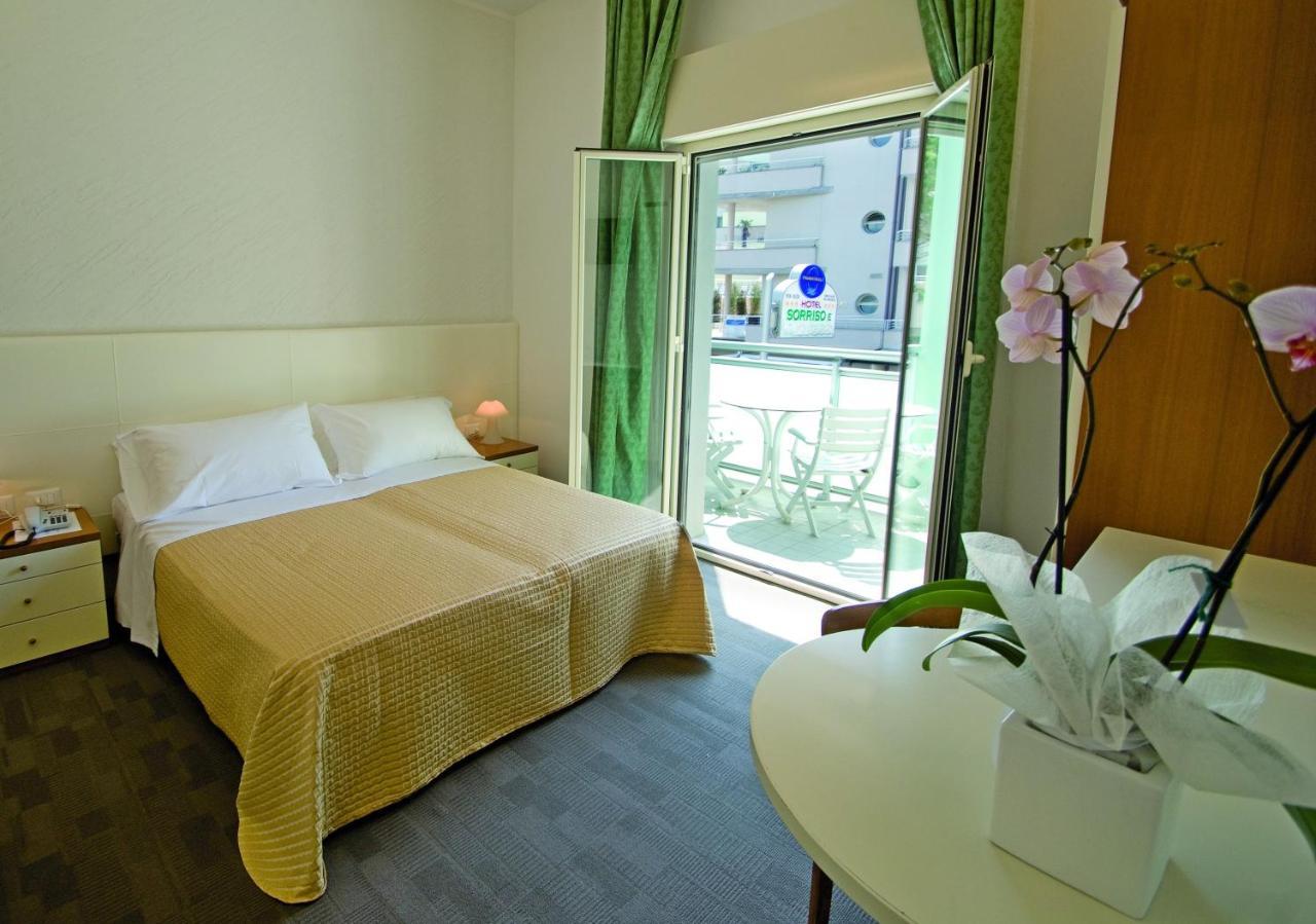 Hotel Sorriso Milano Marittima Ngoại thất bức ảnh