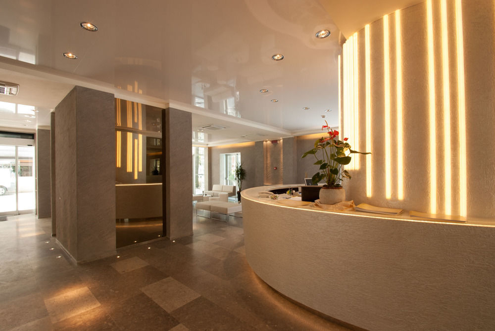 Hotel Sorriso Milano Marittima Ngoại thất bức ảnh